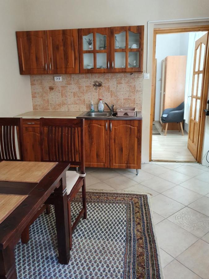 Almagyar Vendeghaz Hotel Eger Room photo
