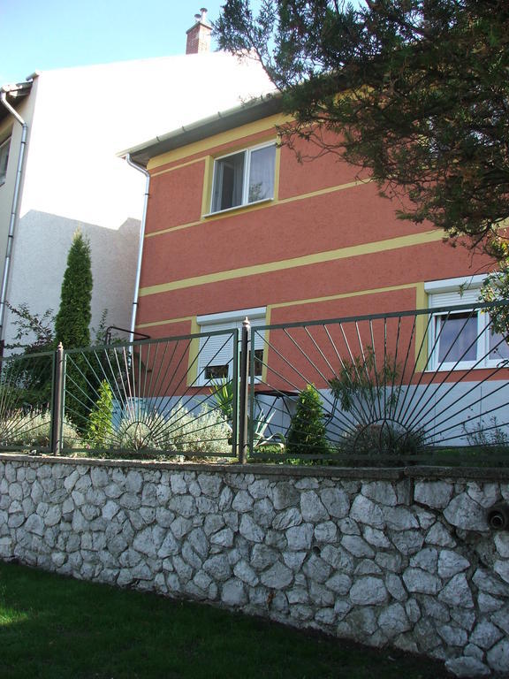 Almagyar Vendeghaz Hotel Eger Exterior photo
